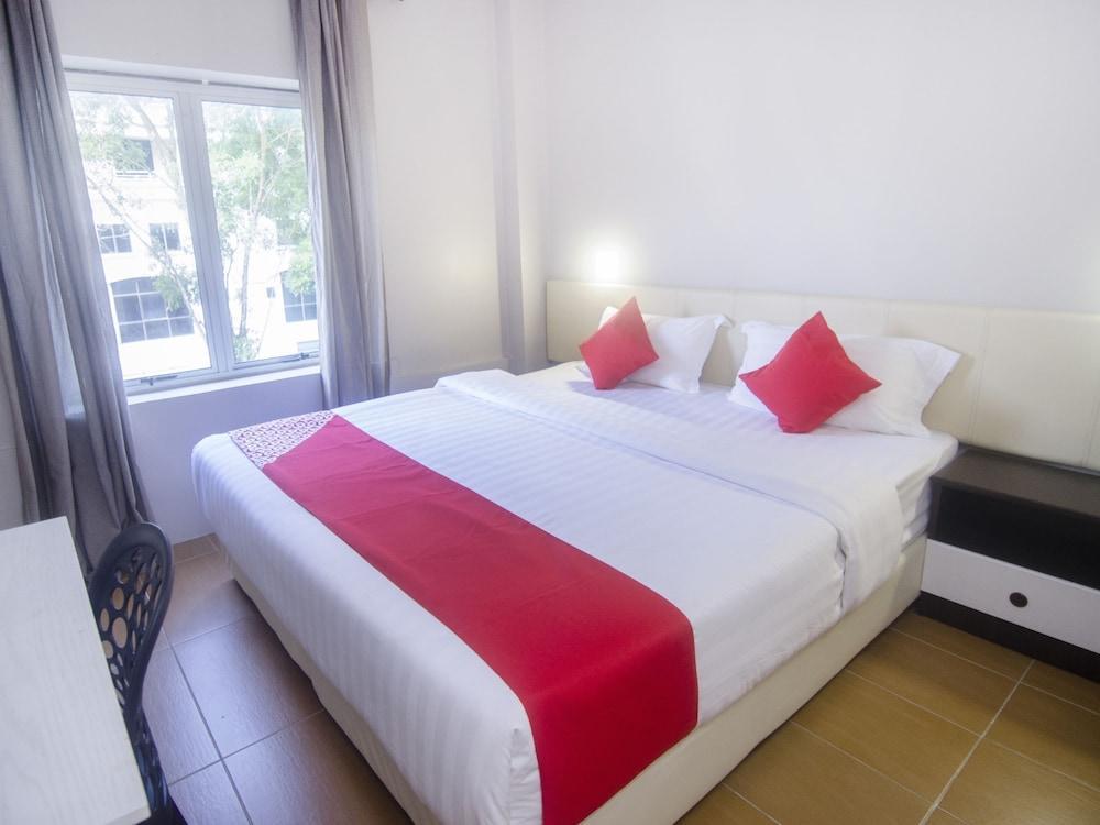 Oyo 897 Ibc36 Business Stay Kuching Ngoại thất bức ảnh