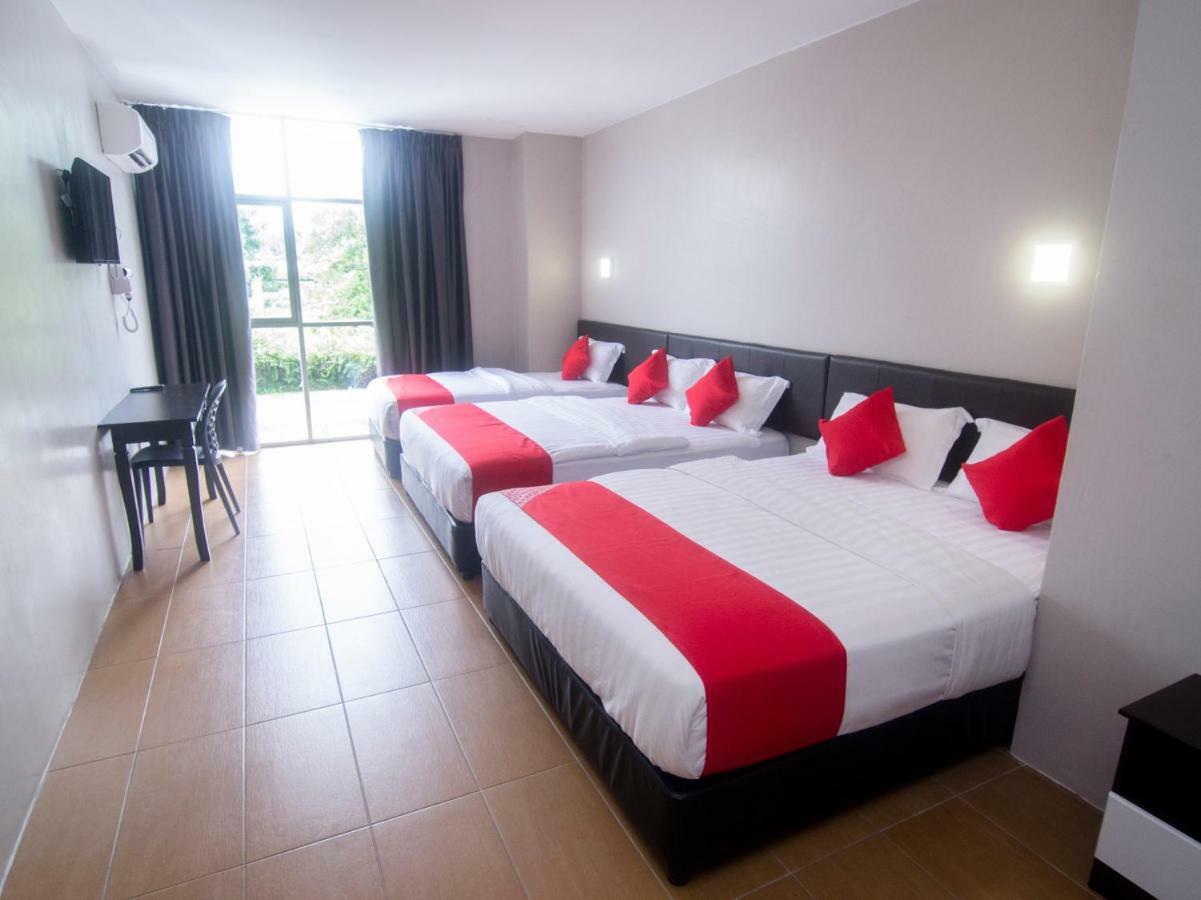 Oyo 897 Ibc36 Business Stay Kuching Ngoại thất bức ảnh
