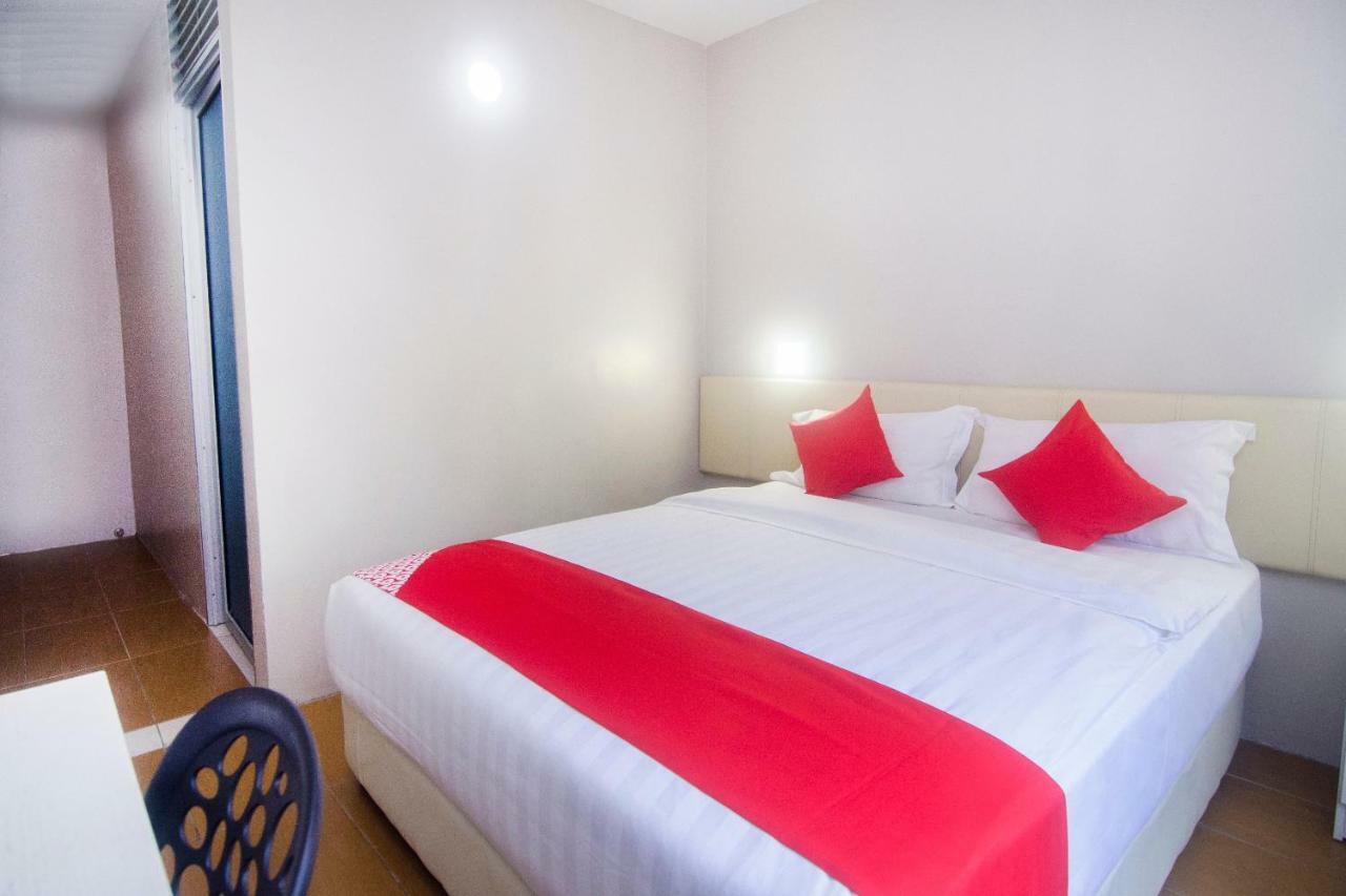 Oyo 897 Ibc36 Business Stay Kuching Ngoại thất bức ảnh