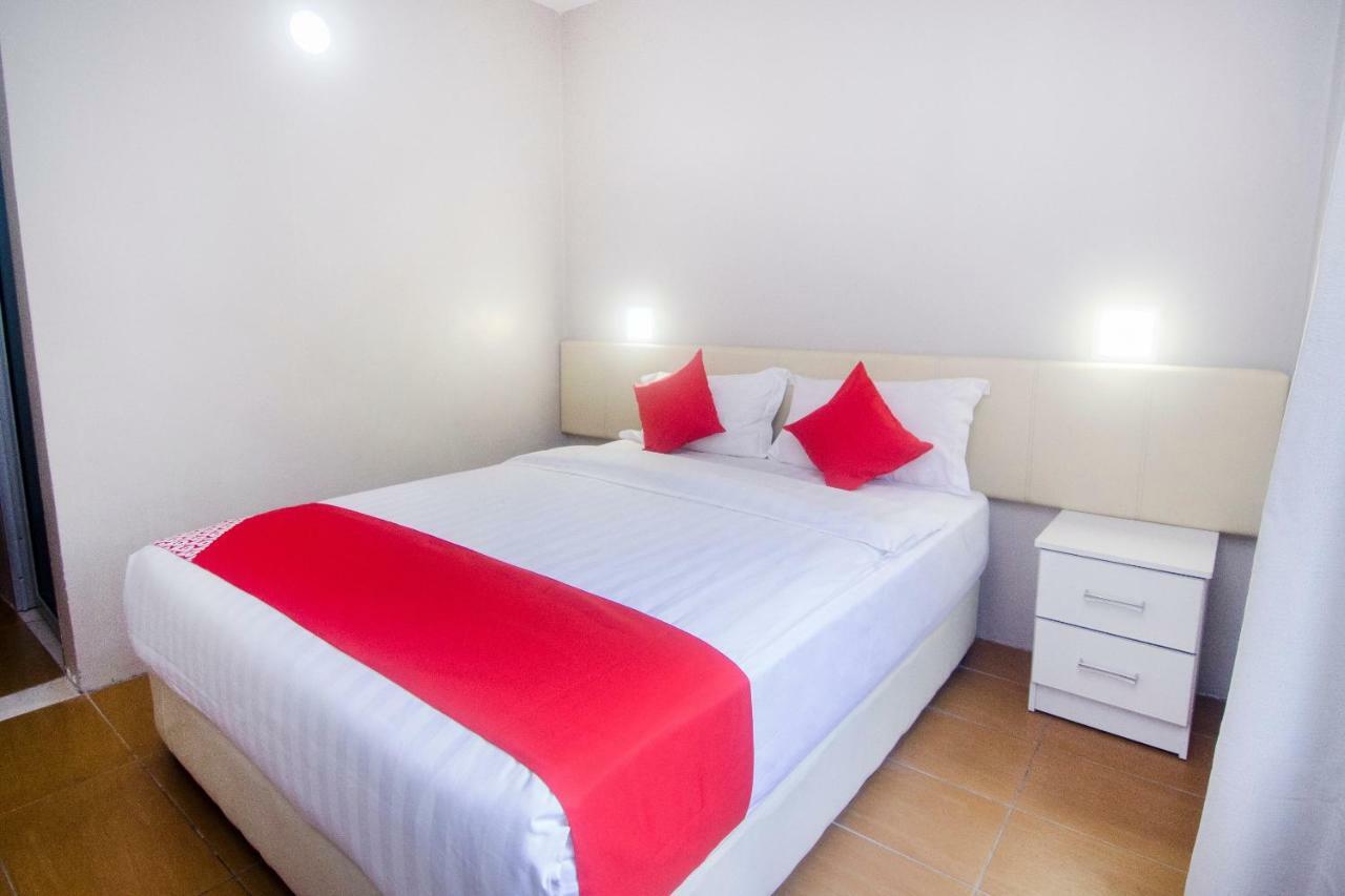 Oyo 897 Ibc36 Business Stay Kuching Ngoại thất bức ảnh