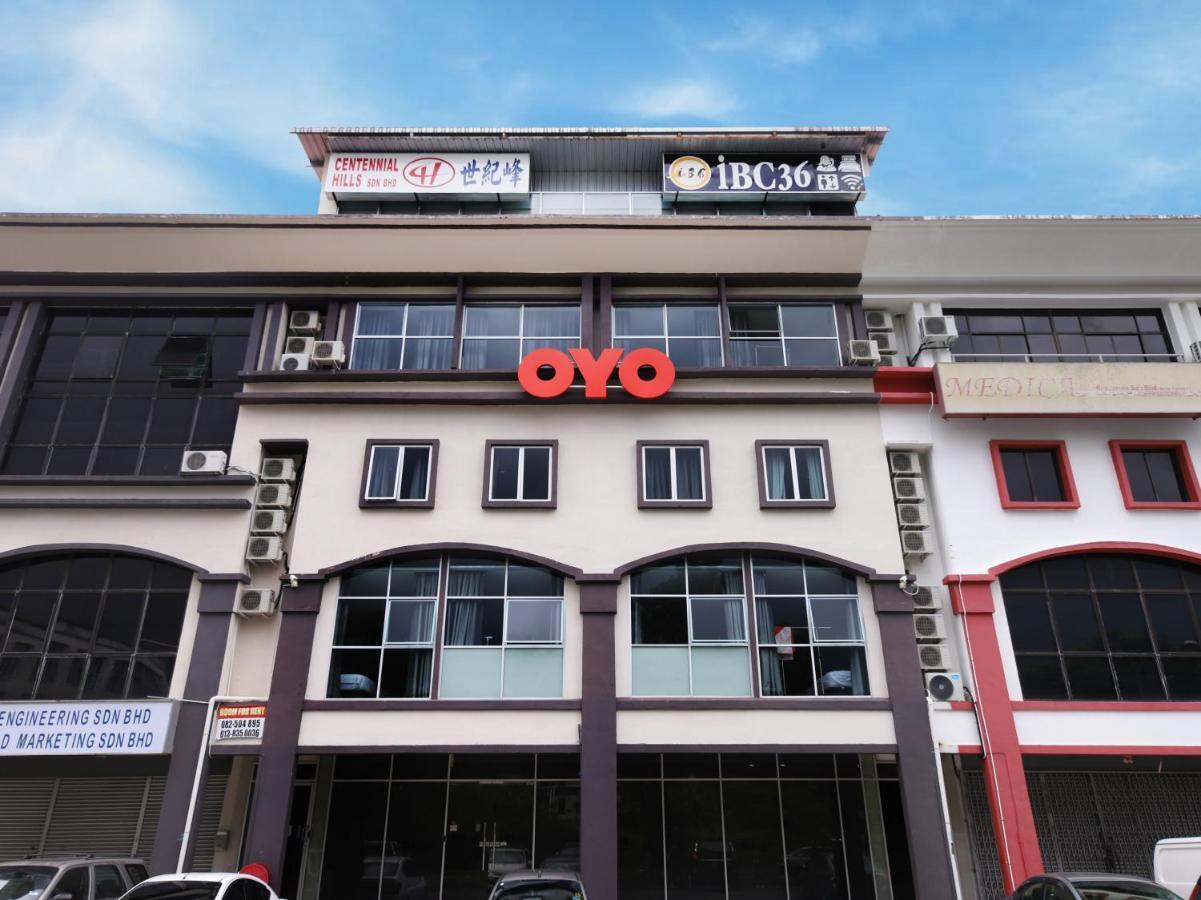 Oyo 897 Ibc36 Business Stay Kuching Ngoại thất bức ảnh