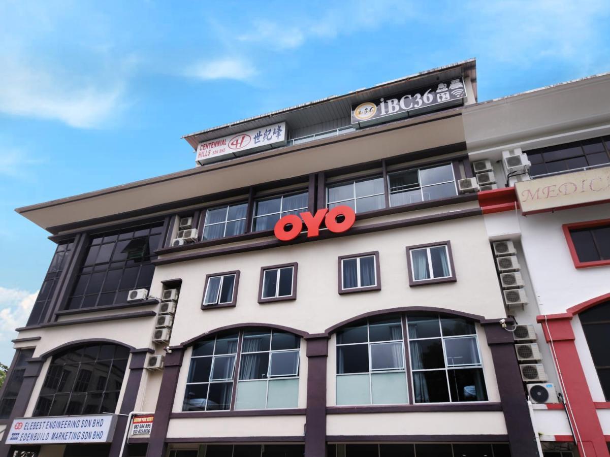 Oyo 897 Ibc36 Business Stay Kuching Ngoại thất bức ảnh